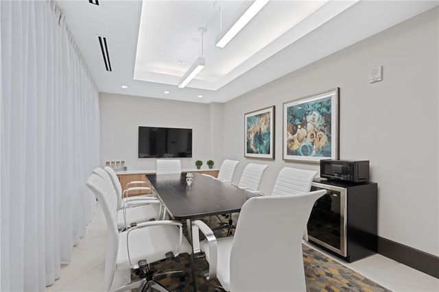 775 Juniper NE Street 107, Atlanta, GA 30308