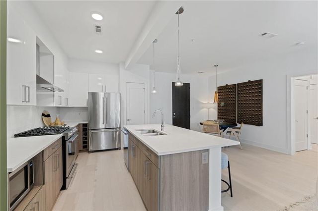 775 Juniper NE Street 107, Atlanta, GA 30308