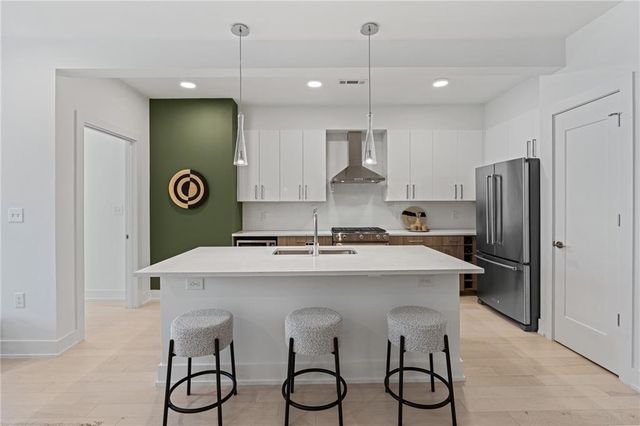 775 Juniper NE Street 107, Atlanta, GA 30308