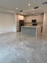 1521 NW 94th Way 1, Coral Springs, FL 33071