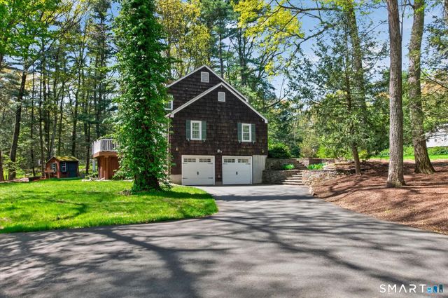 22 Fox Den Road, Simsbury, CT 06092