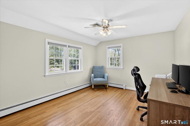 22 Fox Den Road, Simsbury, CT 06092