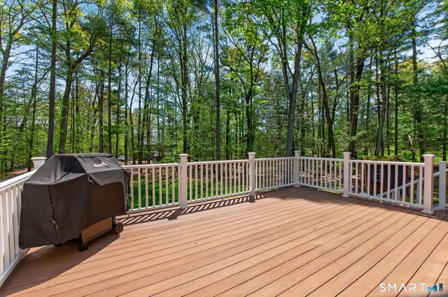 22 Fox Den Road, Simsbury, CT 06092