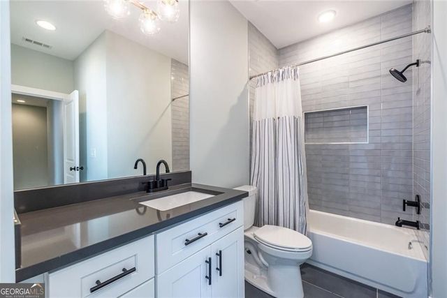 976 Dunning Street SE B, Atlanta, GA 30315