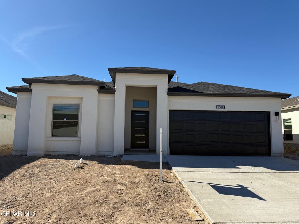 7703 CALIFORNIA STAGE Street, Vinton, TX 79821