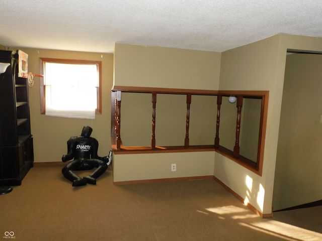 11865 E Davis Avenue, Brazil, IN 47834