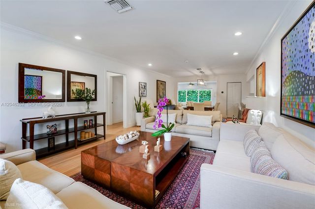 1556 Catalonia Avenue, Coral Gables, FL 33134