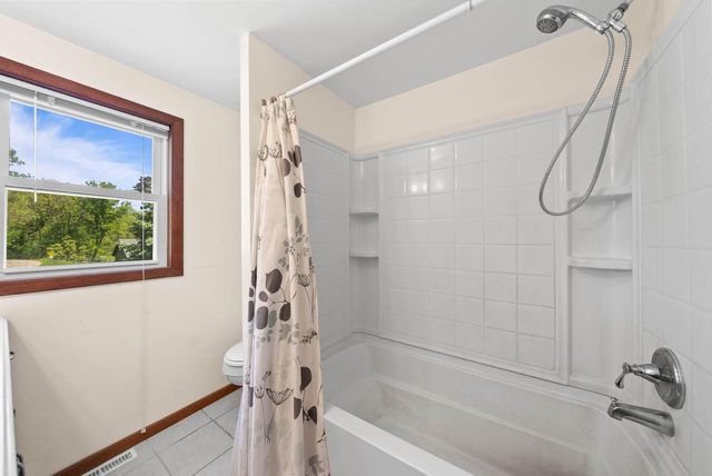 304 Crocus STREET, Williams Bay, WI 53191