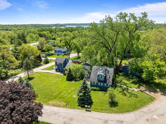 304 Crocus STREET, Williams Bay, WI 53191
