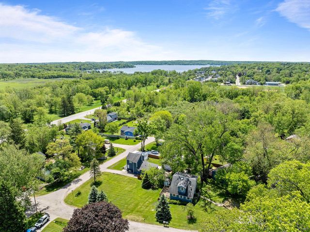 304 Crocus STREET, Williams Bay, WI 53191