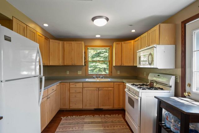 304 Crocus STREET, Williams Bay, WI 53191