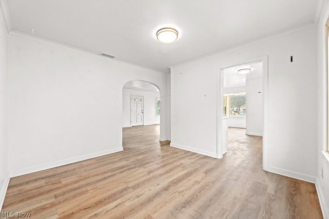 1073 Parkside Drive, Alliance, OH 44601