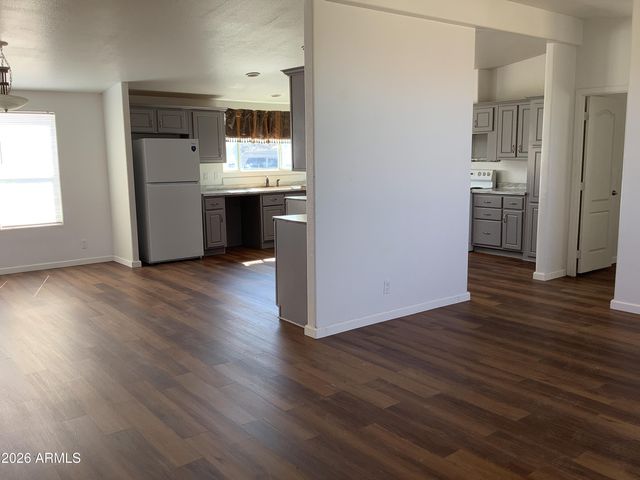 25317 W Talking Wind Trail, Willcox, AZ 85643