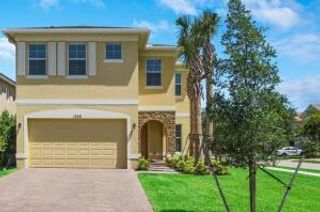 1300 NW Fiorenza Court, Port St Lucie, FL 34986