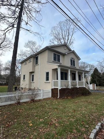 26 Radio Avenue, Miller Place, NY 11764