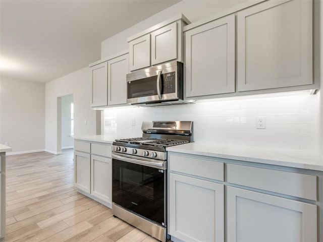 1687 Bloomington Court, Newcastle, OK 73065