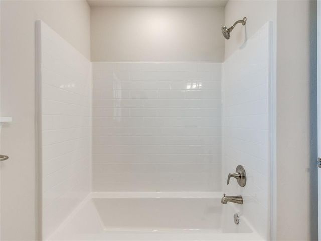 1687 Bloomington Court, Newcastle, OK 73065