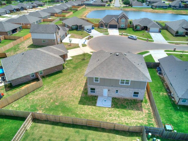 1687 Bloomington Court, Newcastle, OK 73065