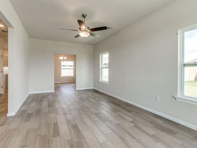 1687 Bloomington Court, Newcastle, OK 73065