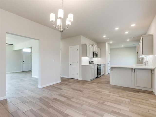 1687 Bloomington Court, Newcastle, OK 73065