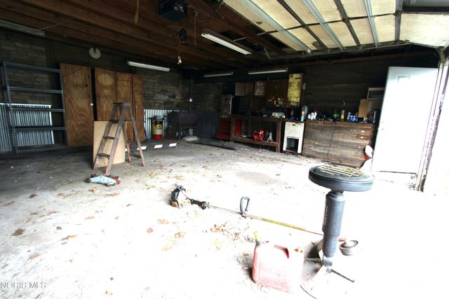 3605 Almeda Drive, Toledo, OH 43612
