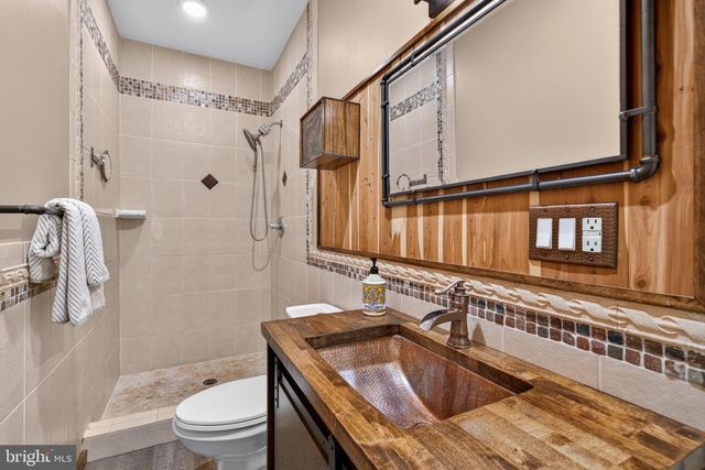 1337 MARYLAND AVE NE, Washington, DC 20002