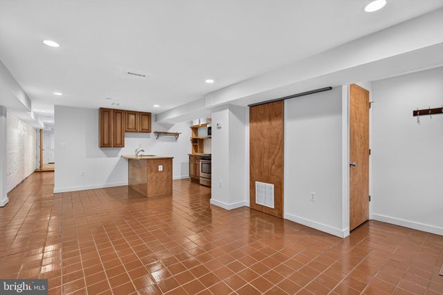 1337 MARYLAND AVE NE, Washington, DC 20002