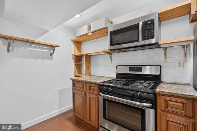 1337 MARYLAND AVE NE, Washington, DC 20002