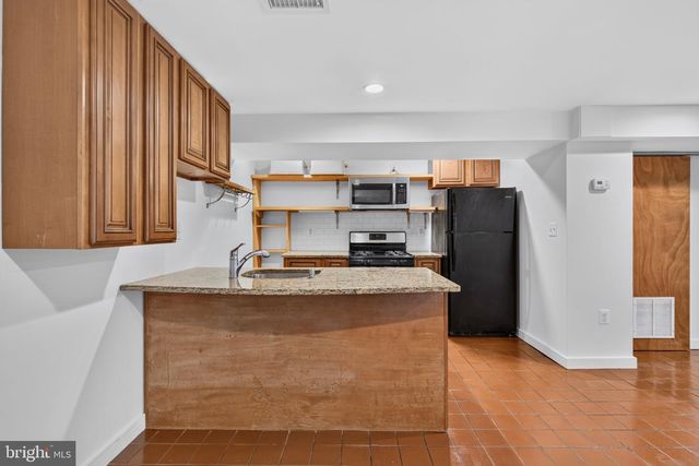 1337 MARYLAND AVE NE, Washington, DC 20002