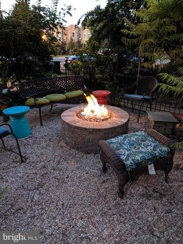 1337 MARYLAND AVE NE, Washington, DC 20002