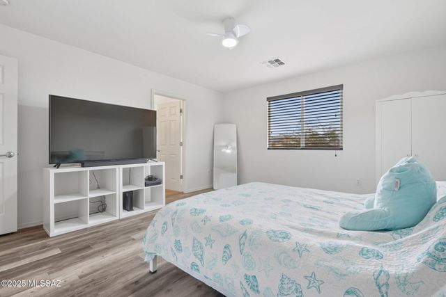 892 W Calle Valenciana, Sahuarita, AZ 85629