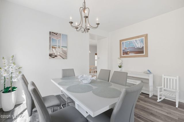 892 W Calle Valenciana, Sahuarita, AZ 85629