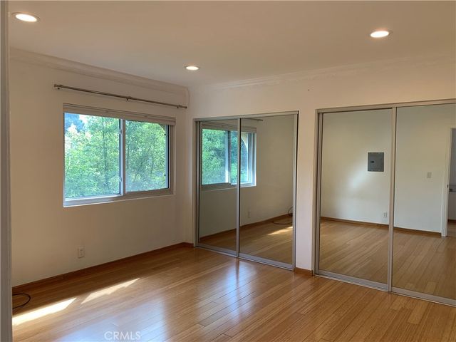3220 Altura 305, Glendale, CA 91214
