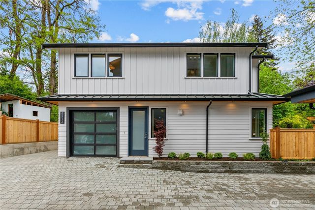 6834 47th Avenue NE, Seattle, WA 98115