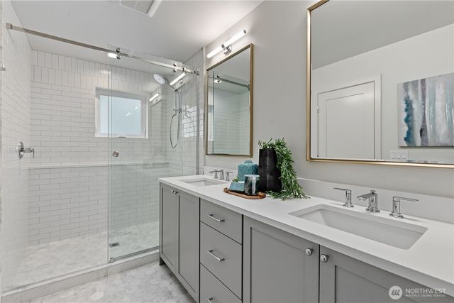 6834 47th Avenue NE, Seattle, WA 98115