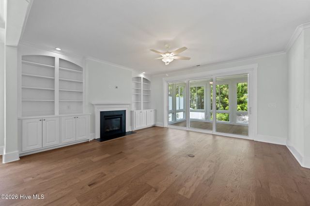 559 Moss Lake Lane, Holly Ridge, NC 28445