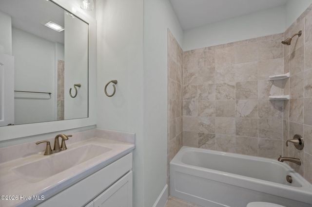 559 Moss Lake Lane, Holly Ridge, NC 28445