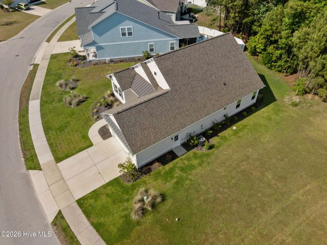 559 Moss Lake Lane, Holly Ridge, NC 28445