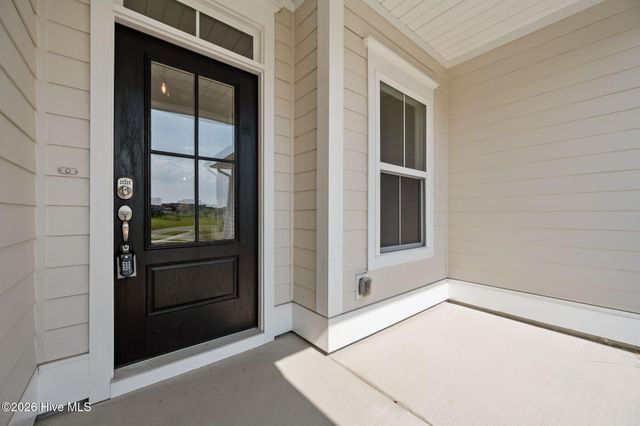559 Moss Lake Lane, Holly Ridge, NC 28445