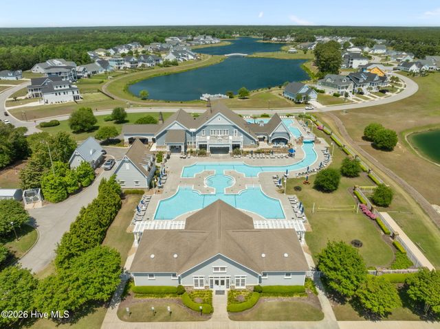 559 Moss Lake Lane, Holly Ridge, NC 28445