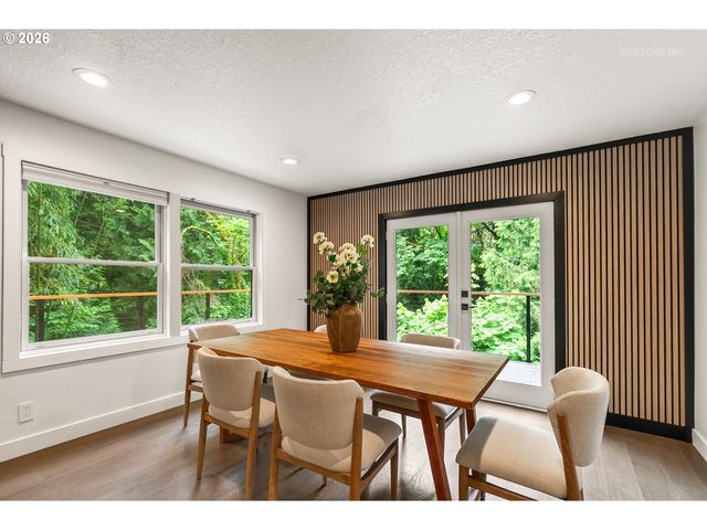 12119 Se HENDERSON Dr, Portland, OR 97266