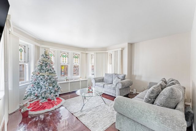 2535 Oak Park Avenue, Berwyn, IL 60402