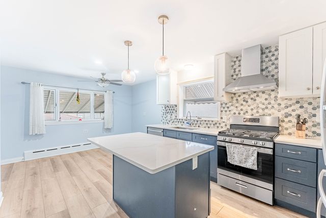 2535 Oak Park Avenue, Berwyn, IL 60402