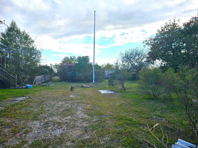 1616 Avenue R, Dickinson, TX 77539