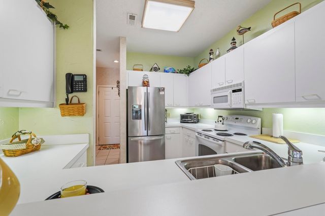 808 Castleford Cir Apt 3D, Myrtle Beach, SC 29572