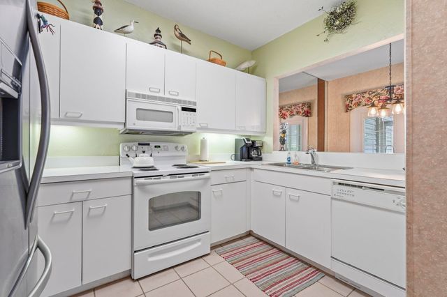 808 Castleford Cir Apt 3D, Myrtle Beach, SC 29572
