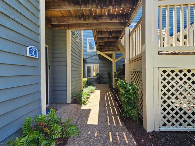 808 Castleford Cir Apt 3D, Myrtle Beach, SC 29572