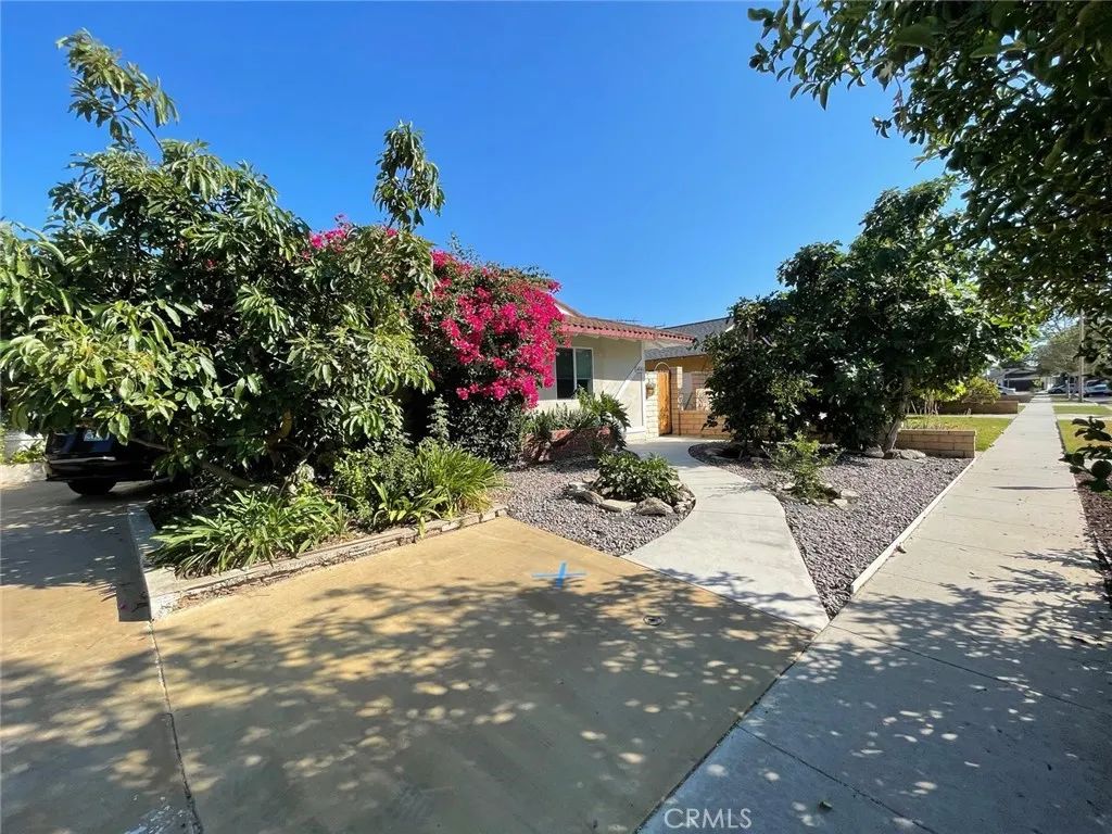 14102 Charmola Drive, Tustin, CA 92780