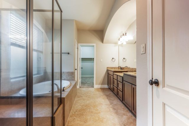 118 N Greatwood Glen Place, Montgomery, TX 77316