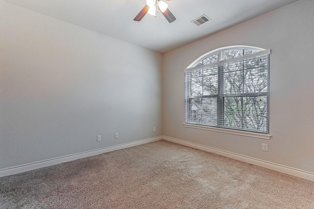 118 N Greatwood Glen Place, Montgomery, TX 77316